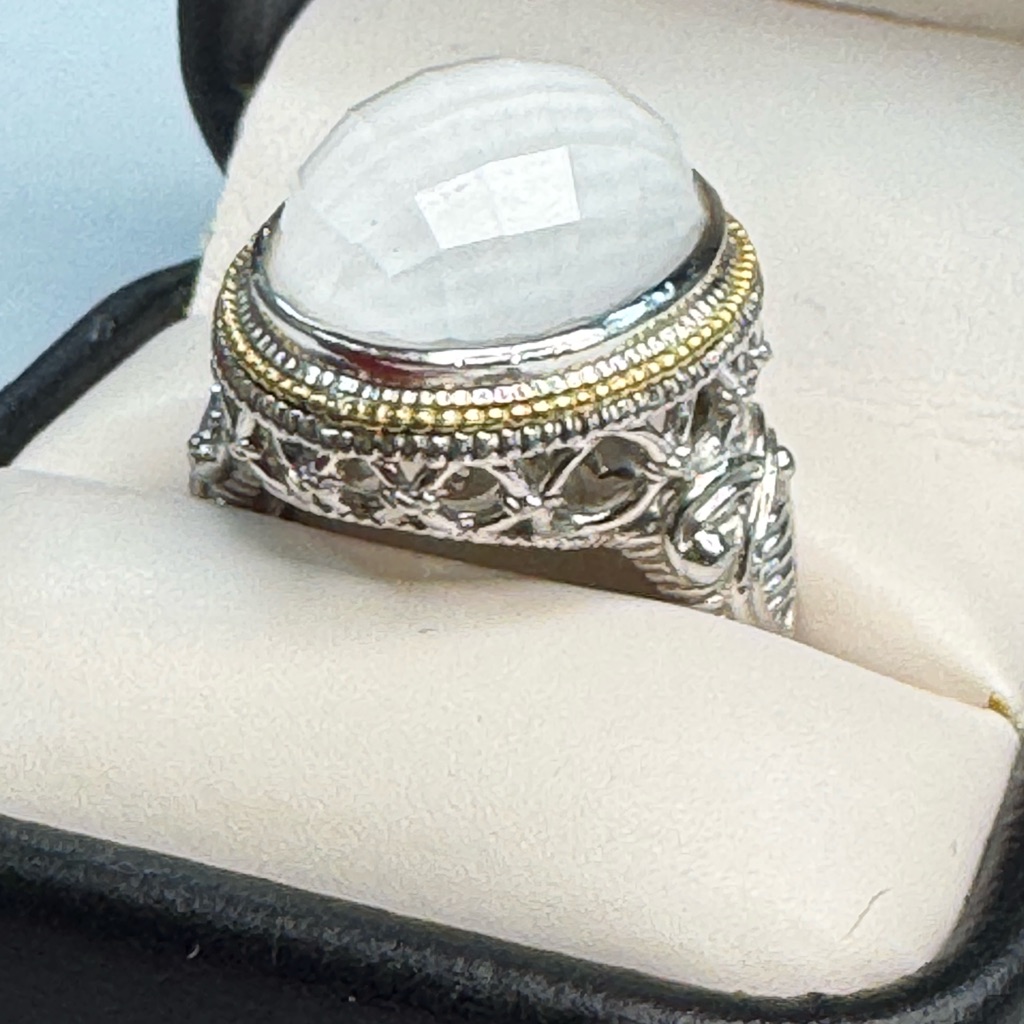 Elegant Silver And Gold Women's Ring